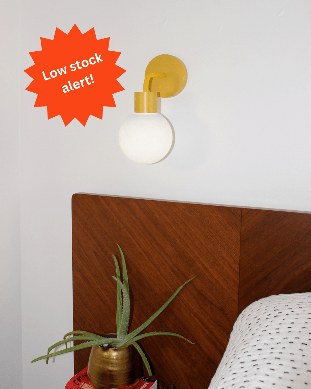 rental friendly wall sconce for renters battery operated light
