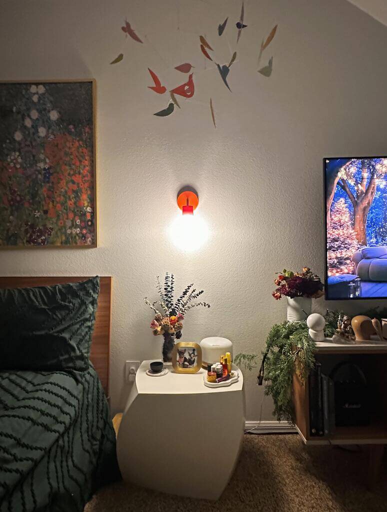 The Renter’s Guide to Fancy Lighting (No Screws, No Wires, No Problems)