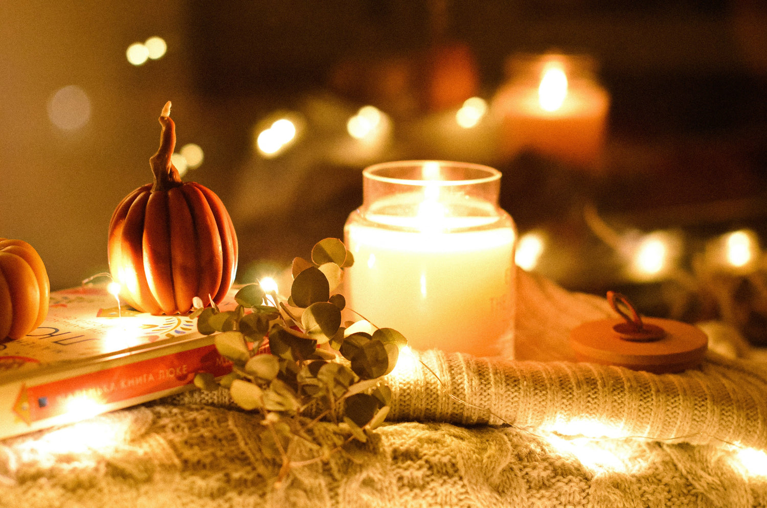 Thanksgiving warm ambient decor ideas