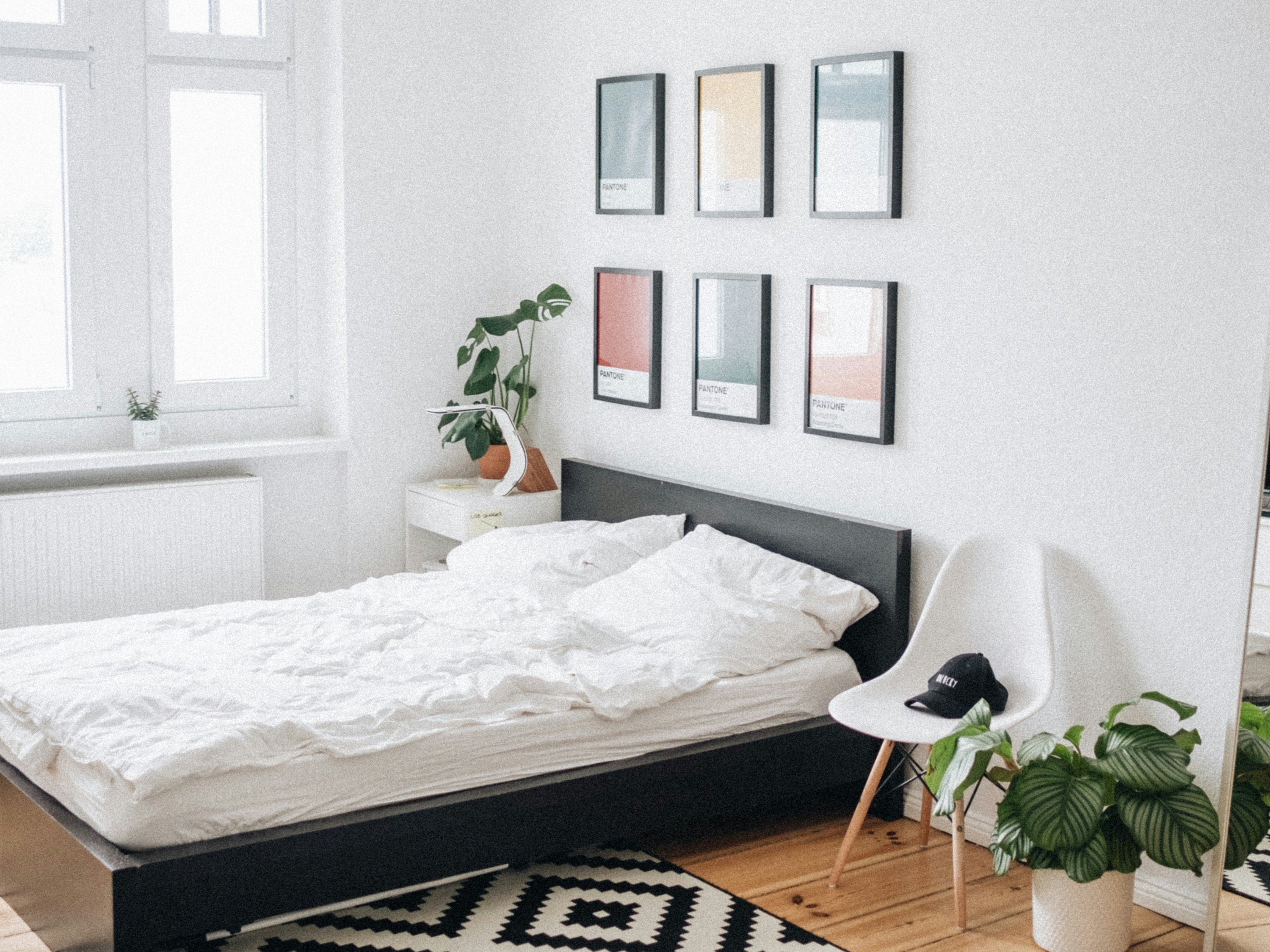 6 space-saving hacks for small apartments, according to experts
